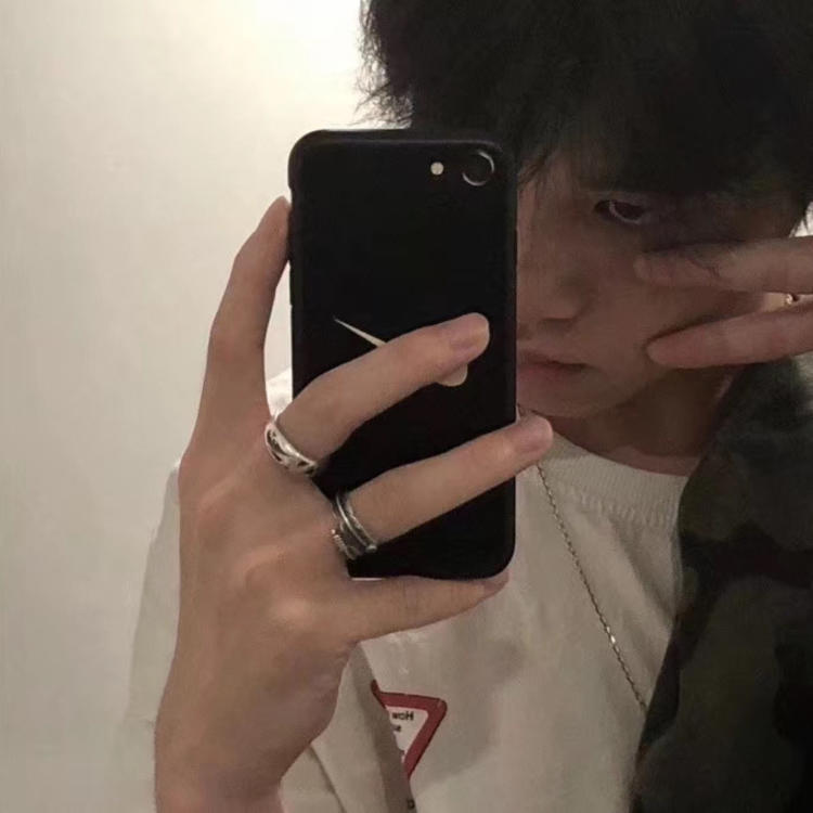 绯村剑心（原名：绯村心太；身份：飞天御剑流十四代传人、“刽子手拔刀斋”） - 体育精华回放在线观看 - APP追剧